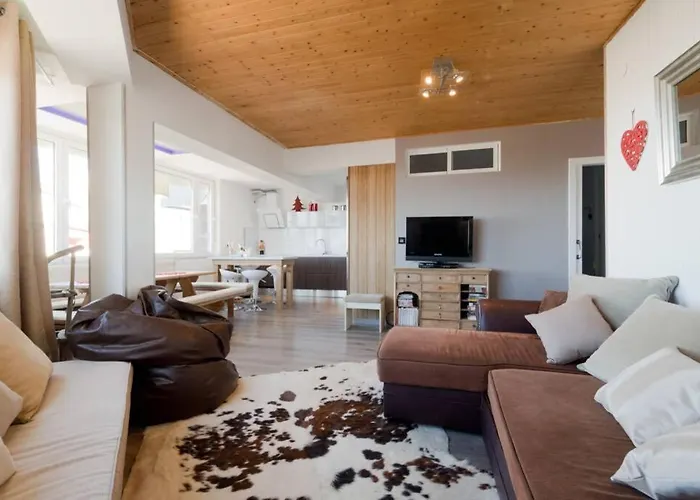 3 Bdrm Penthouse In - 10 Pax *