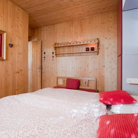 3 Bdrm Penthouse In - 10 Pax Apartment
